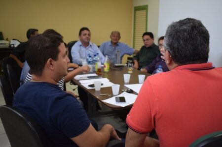 Câmara e prefeito se reúnem em busca de melhorias para Campo Maior