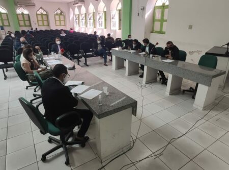 Vereadores aprovam lei que prevê suspensão de desconto de empréstimos consignados do salário dos servidores municipais