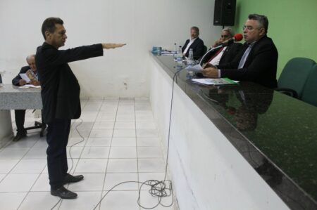 João Maroca toma posse como vereador titular da Câmara de Campo Maior