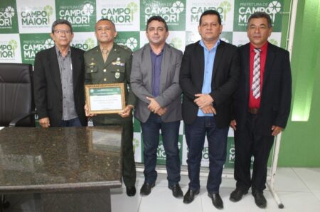 Subtenente Marques recebe o título de cidadania campomaiorense
