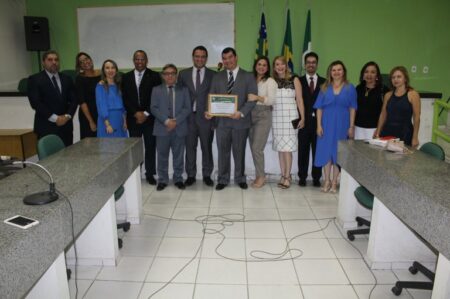 Promotor Maurício Gomes de Souza recebe o título de cidadania campomaiorense