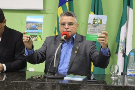 Regimento Interno e Lei Orgânica do Município ganham nova edição