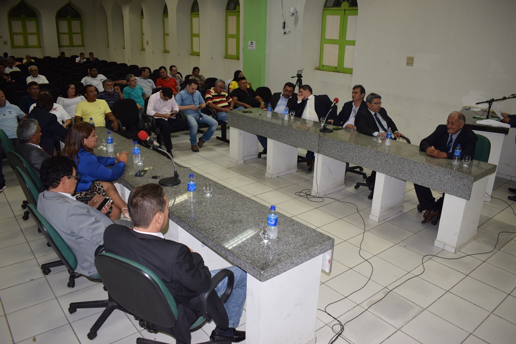 Câmara aprova em segunda votação fim do recesso nos Festejos de Santo Antônio