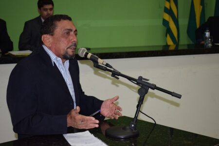 Sena Rosa pede maior prazo para construção de abatedouro público em Campo Maior