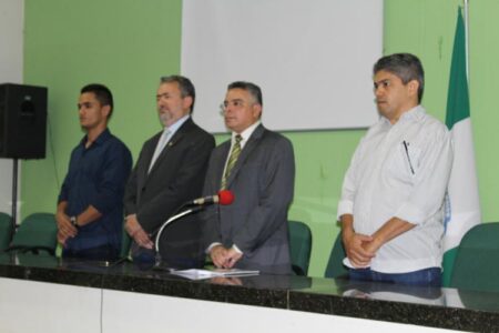 Câmara entrega título de cidadão Campomaiorense